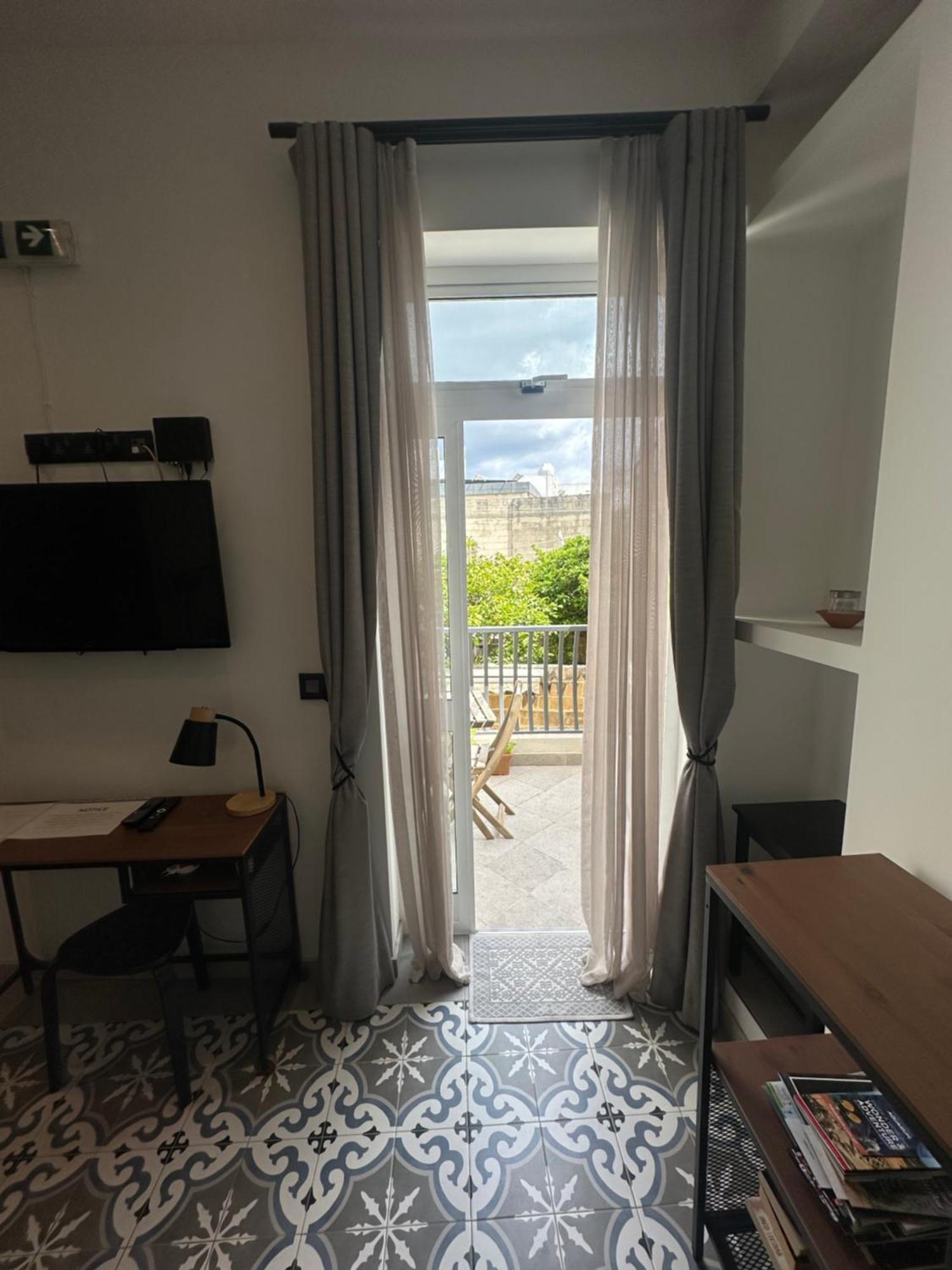 Iris -Paola Modern Townhouse Lejlighed Eksteriør billede